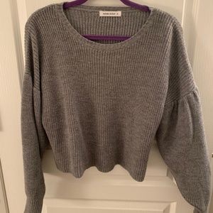 Bevello Grey crop sweater